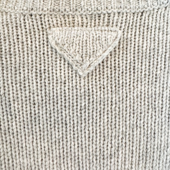 NWT Prada Cashmere Wool Bolero Sweater in Marmo Gray Size 40 (US 4) - Picture 4 of 13